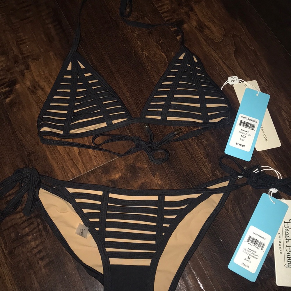 Brand new with tags beach bunny hard summer bikini